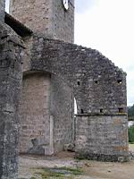 Saint-Julien-du-serre, Eglise, Arc-boutant nord (1)
